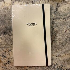 Chanel Beaute Notebook, Cream